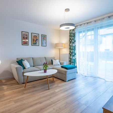 Green Apartment Хжанув Экстерьер фото
