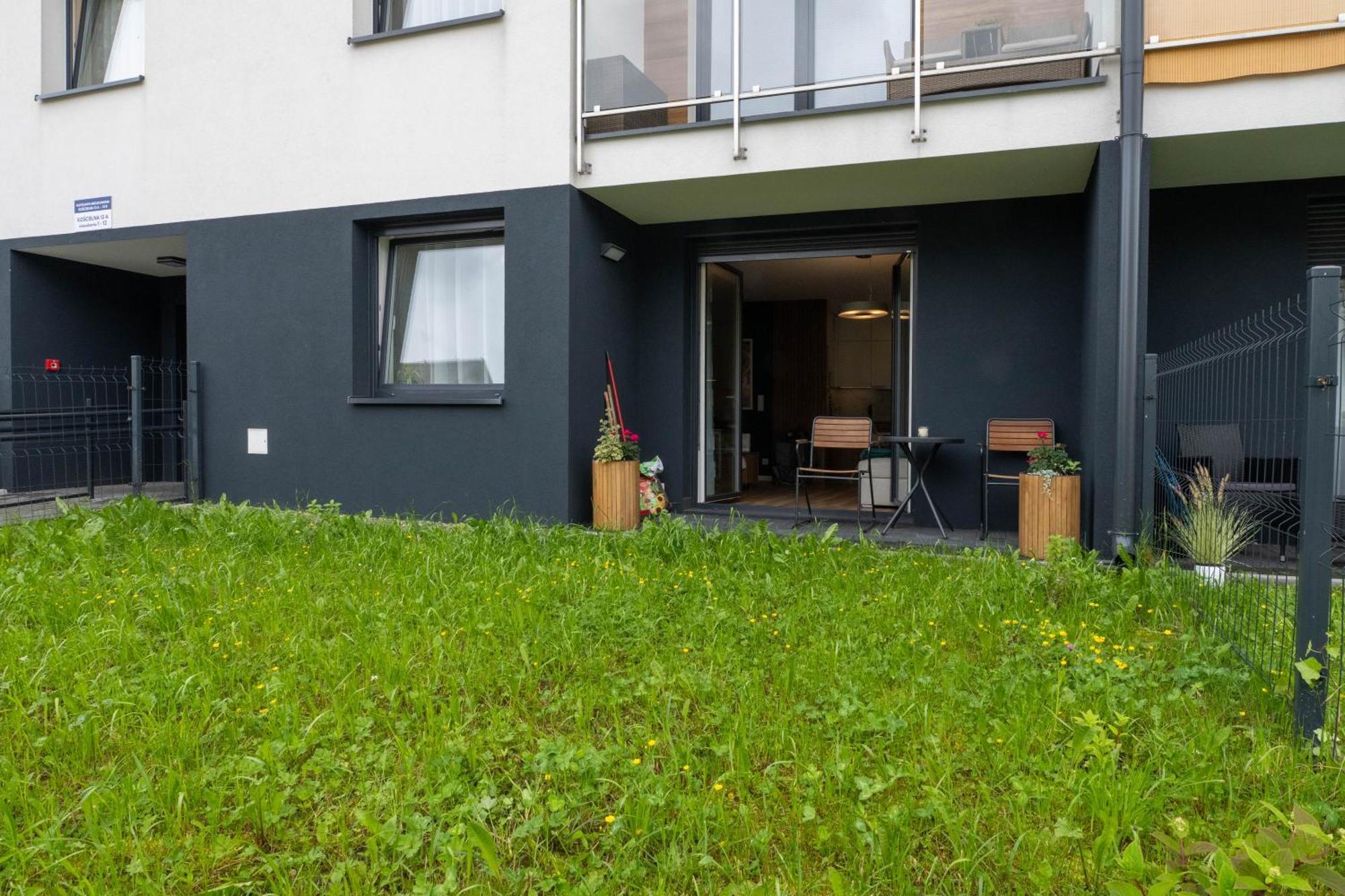 Green Apartment Хжанув Экстерьер фото